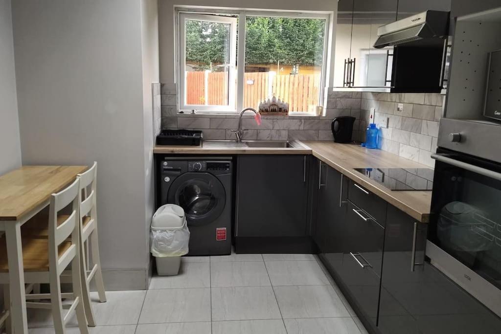 Studio With Private Kitchen Dublin Kültér fotó